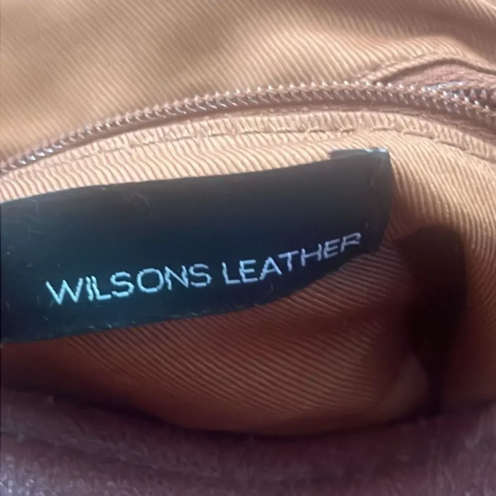 WILSONS RICHARD HOBO LEATHER ZIP FRONT BAG‎
